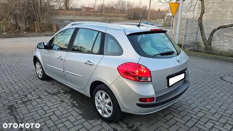 Renault Clio 1.2 16V Alize - 7