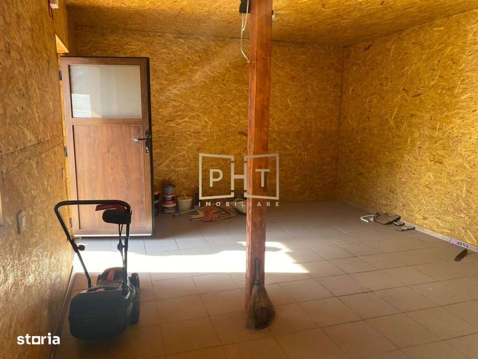Casa cu 6 camere, 240 mp utili, 3 bai, curte 100 mp, panouri fotovolta - Imagine principală: 4/19