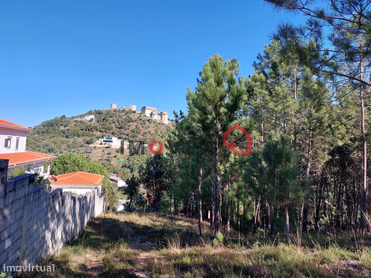 Terreno para construção - Grande imagem: 1/4