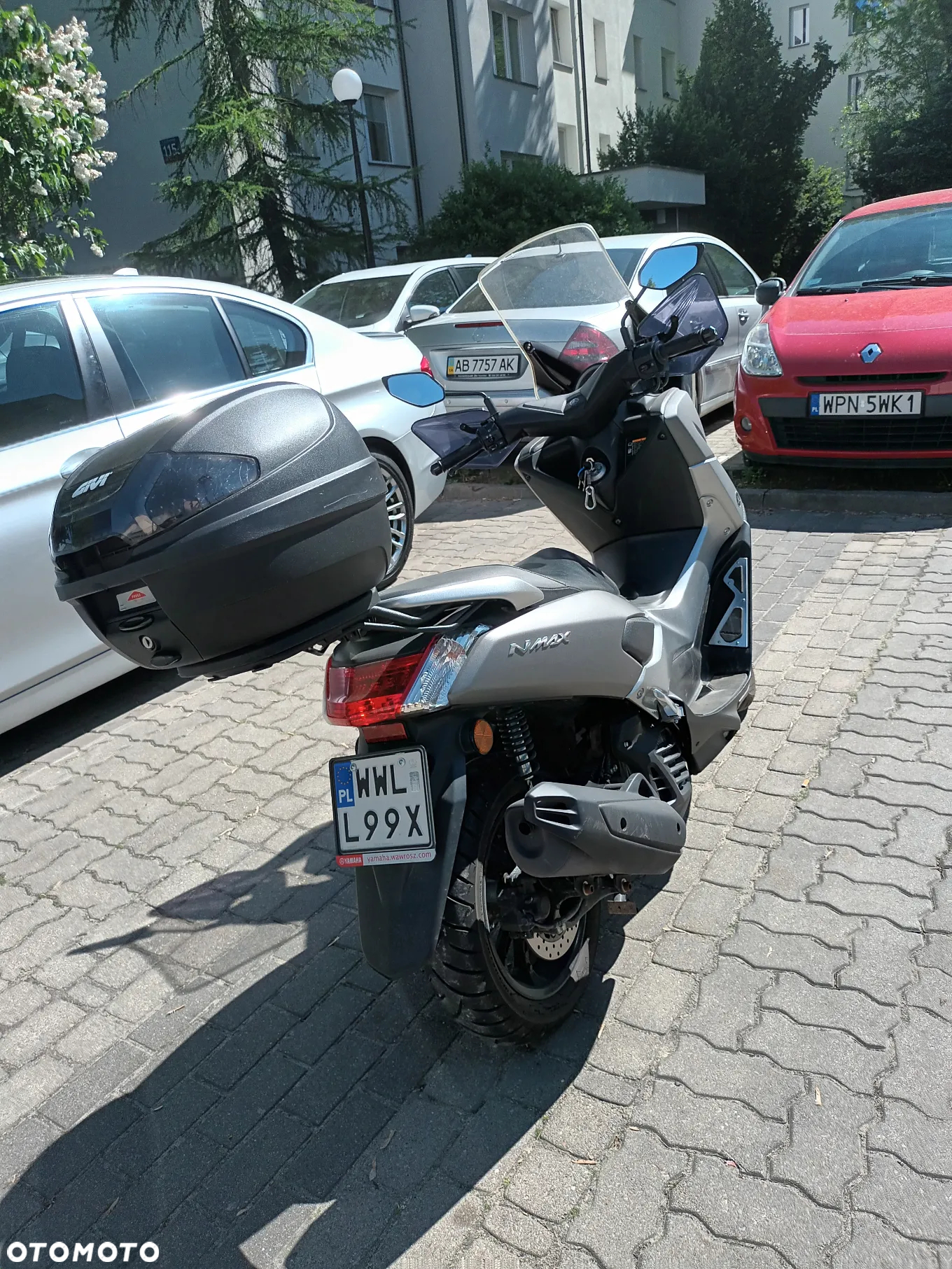 Yamaha NMAX - 8