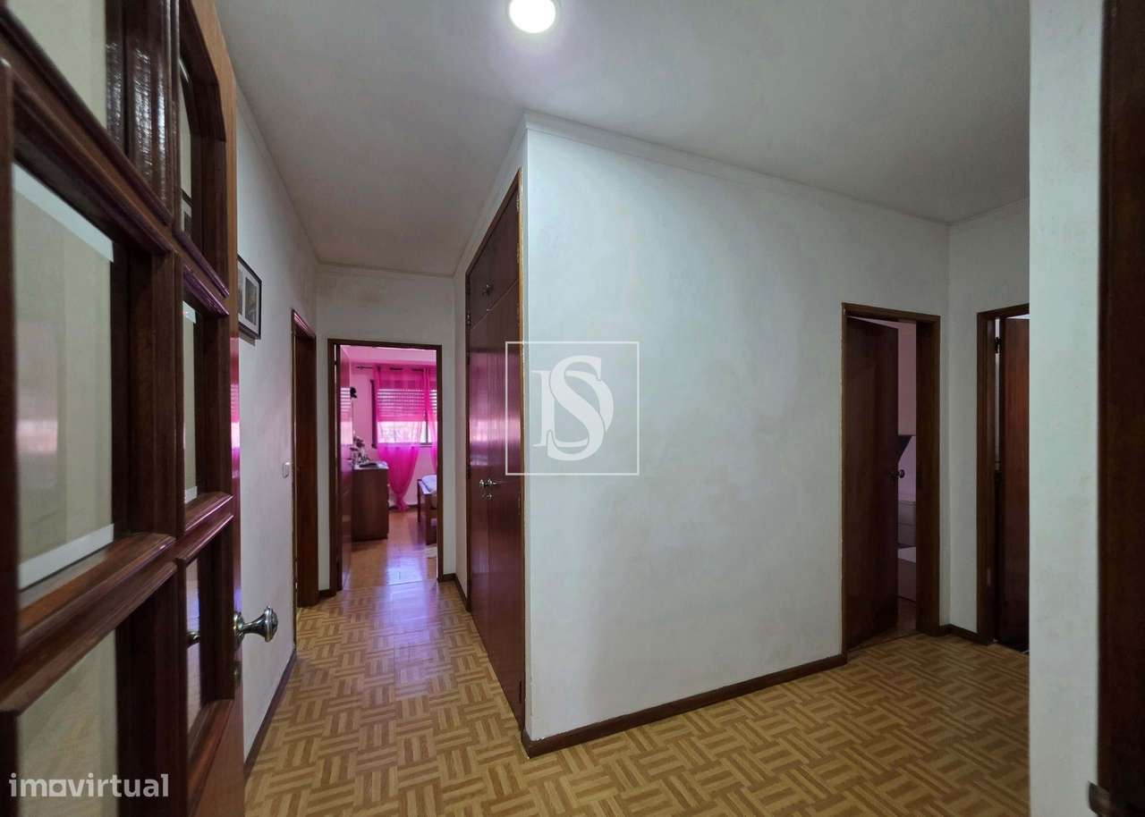 Apartamento T3 no centro de Fafe-11