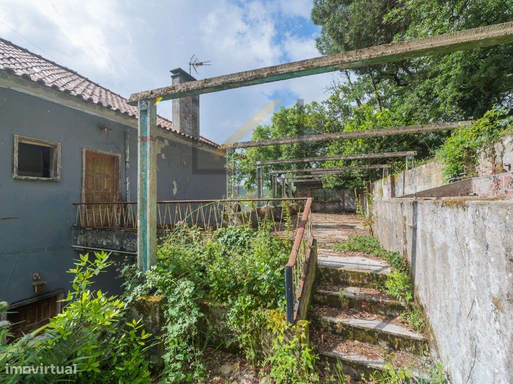 Quinta de 1 ha com moradia de 260 m2-28