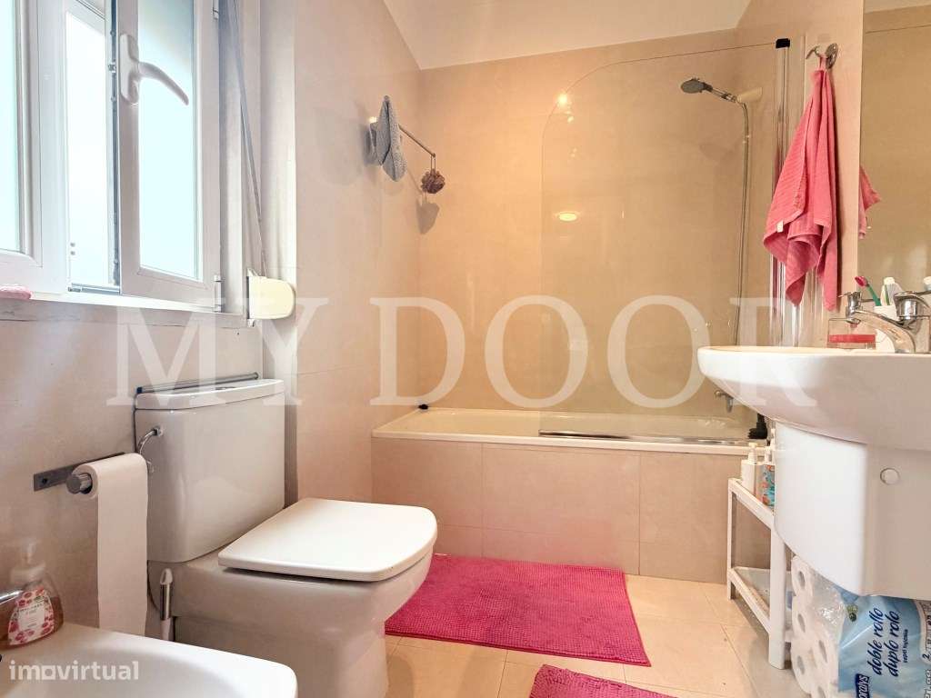 Apartamento T4 Recuperado no Coração de Moscavide-9
