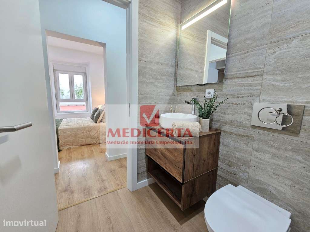 Lisboa - Penha de França - T3 Remodelado, equipado e mobilado-22