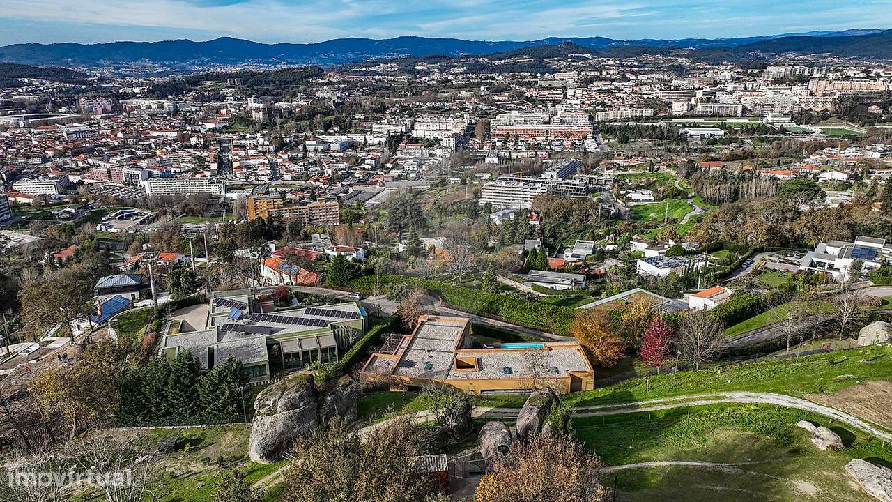 Moradia T5 para venda-6