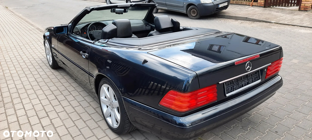 Mercedes-Benz SL 280 - 18