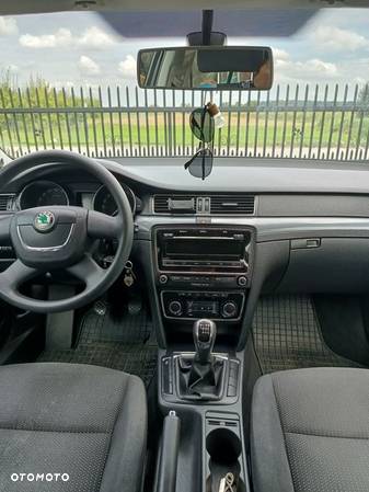 Skoda Superb 2.0 TDI Elegance - 8