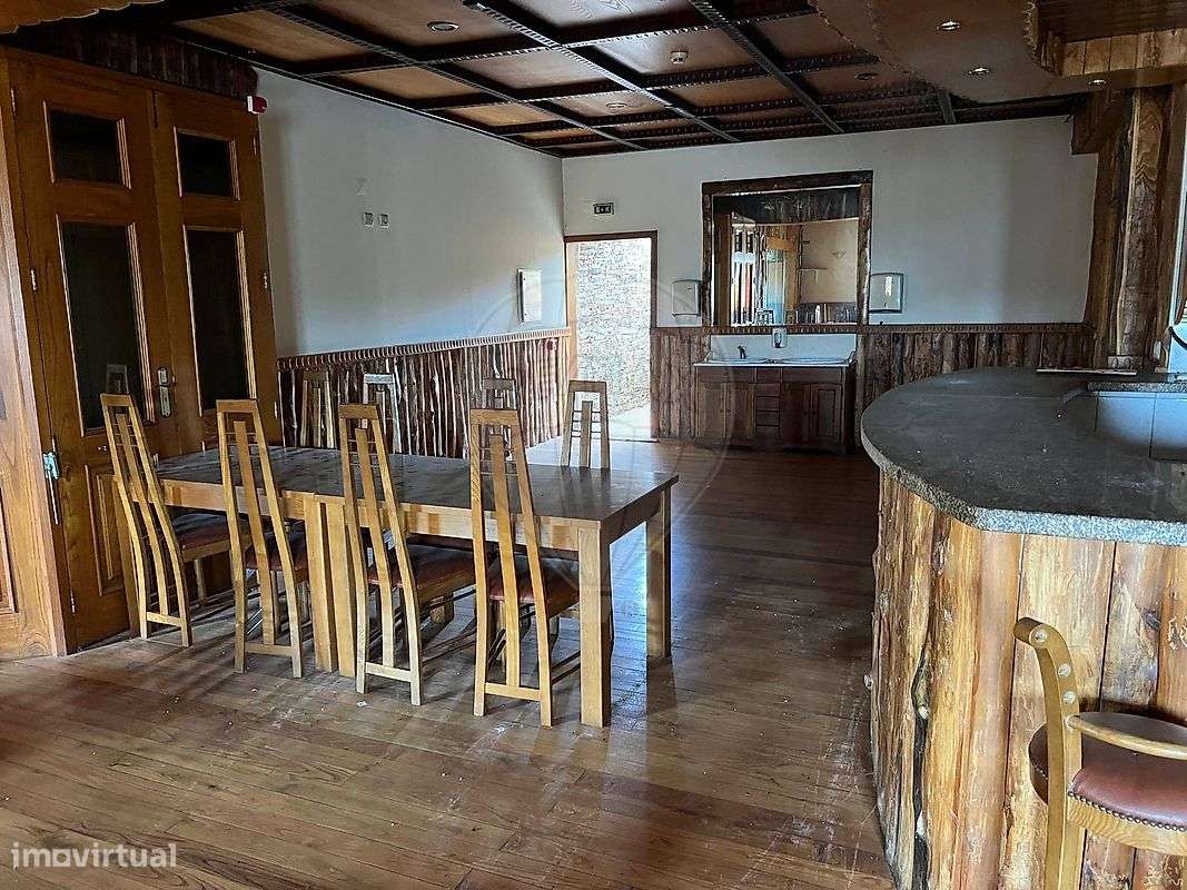 Moradia T4 para venda-11