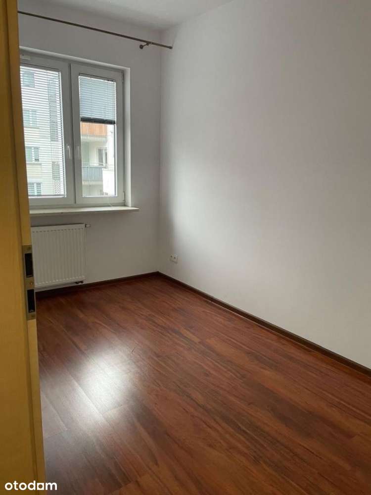 2 pokoje z balkonem, garaż-6