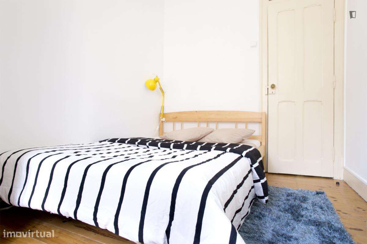 Quarto - localizado em Alameda Lisbon - Grande imagem: 4/10