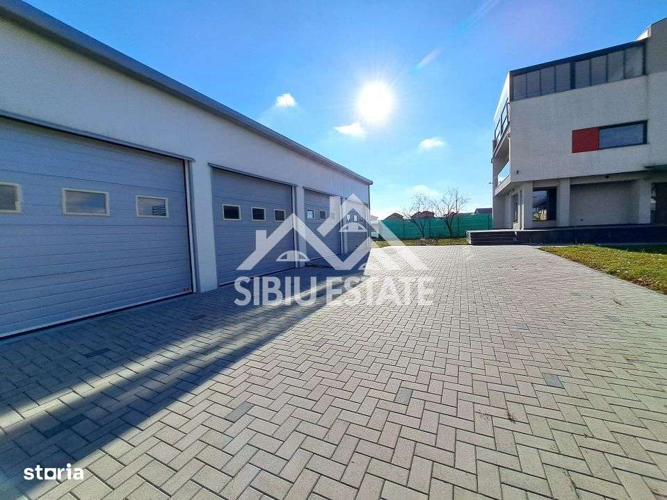 Casa Sibiu, terase panoramice, garaje, teren mare, Sura Mica - Imagine principală: 3/20