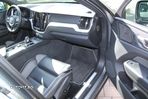 Volvo XC 60 B5 MHEV AWD R-Design - 33