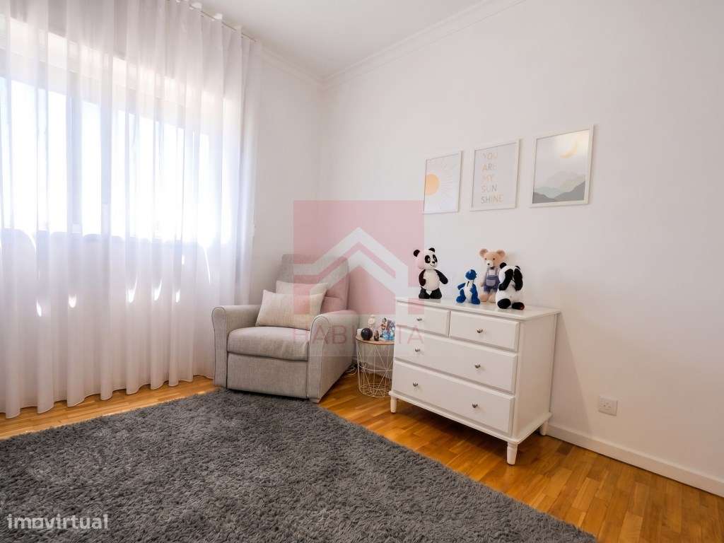 Apartamento T2 recuado em Fânzeres, Gondomar-14