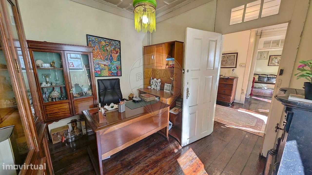 Moradia T4 para venda-9