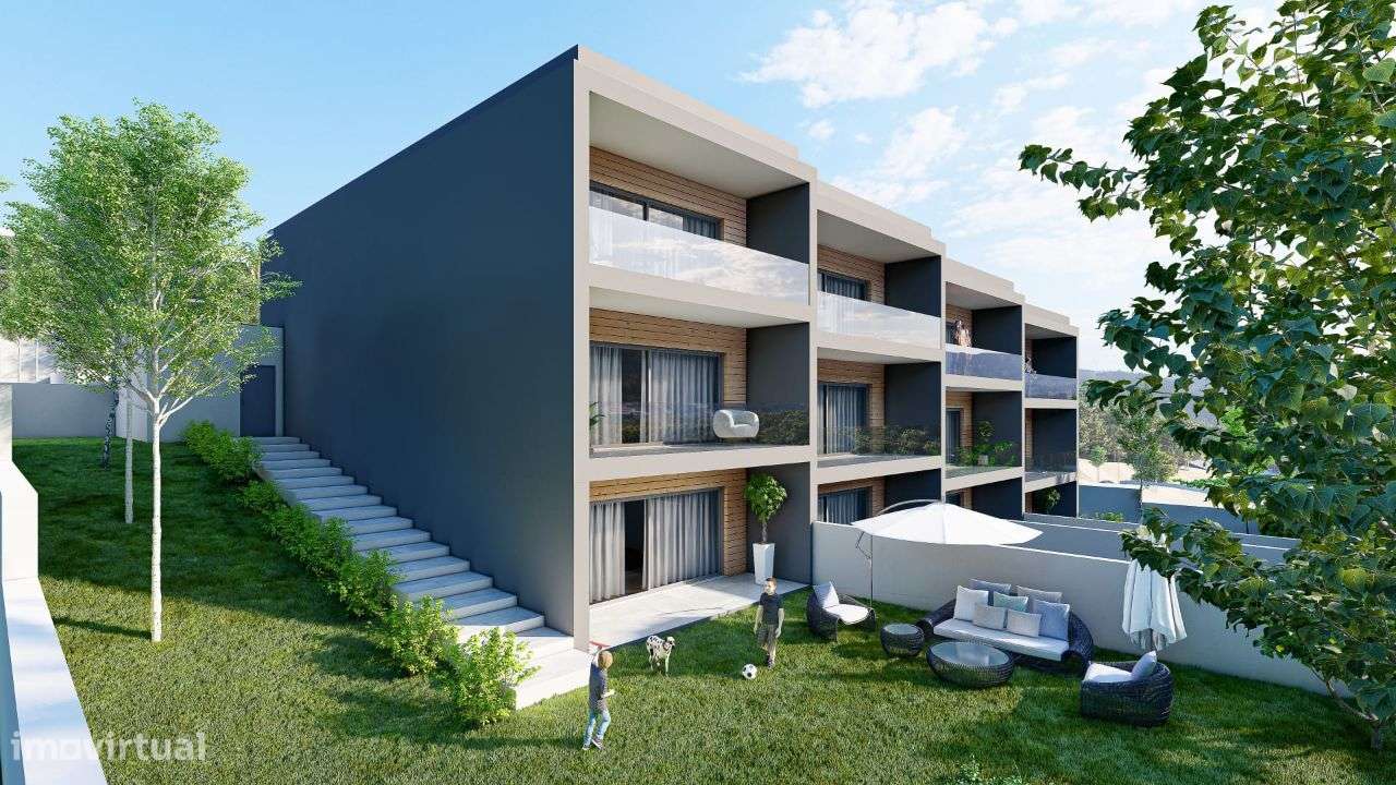 Moradia T3 em construção com duas Salas em Cristelo, Paredes-5