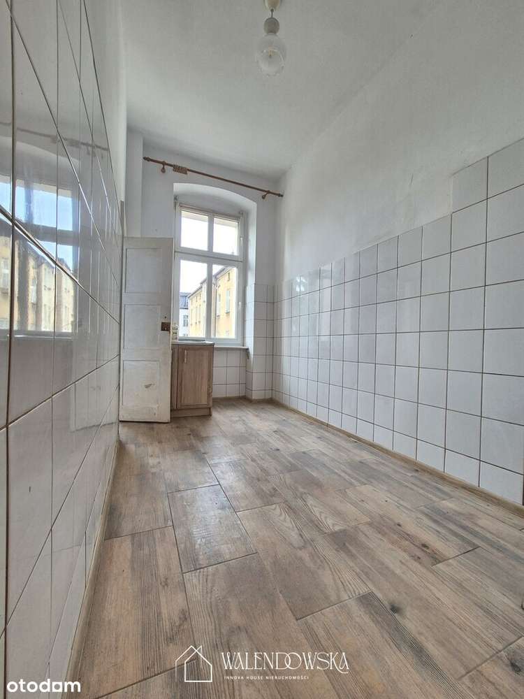 Na sprzedaż:mieszkanie 3-pokojowe, 80 m², I piętro-9