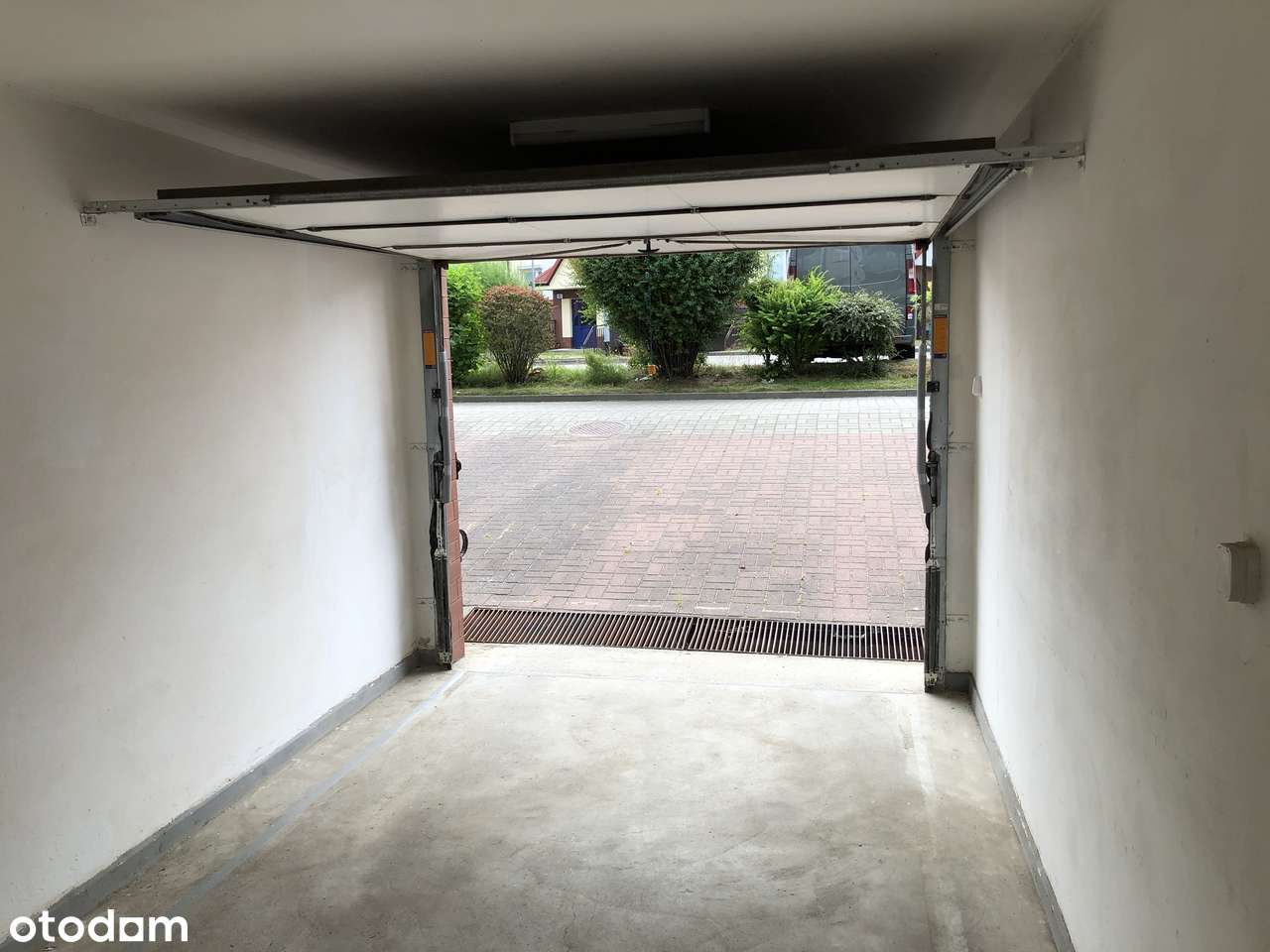 Garaż murowany Kurierów Armii Krajowej 15m2 - Pełny obrazek: 4/6