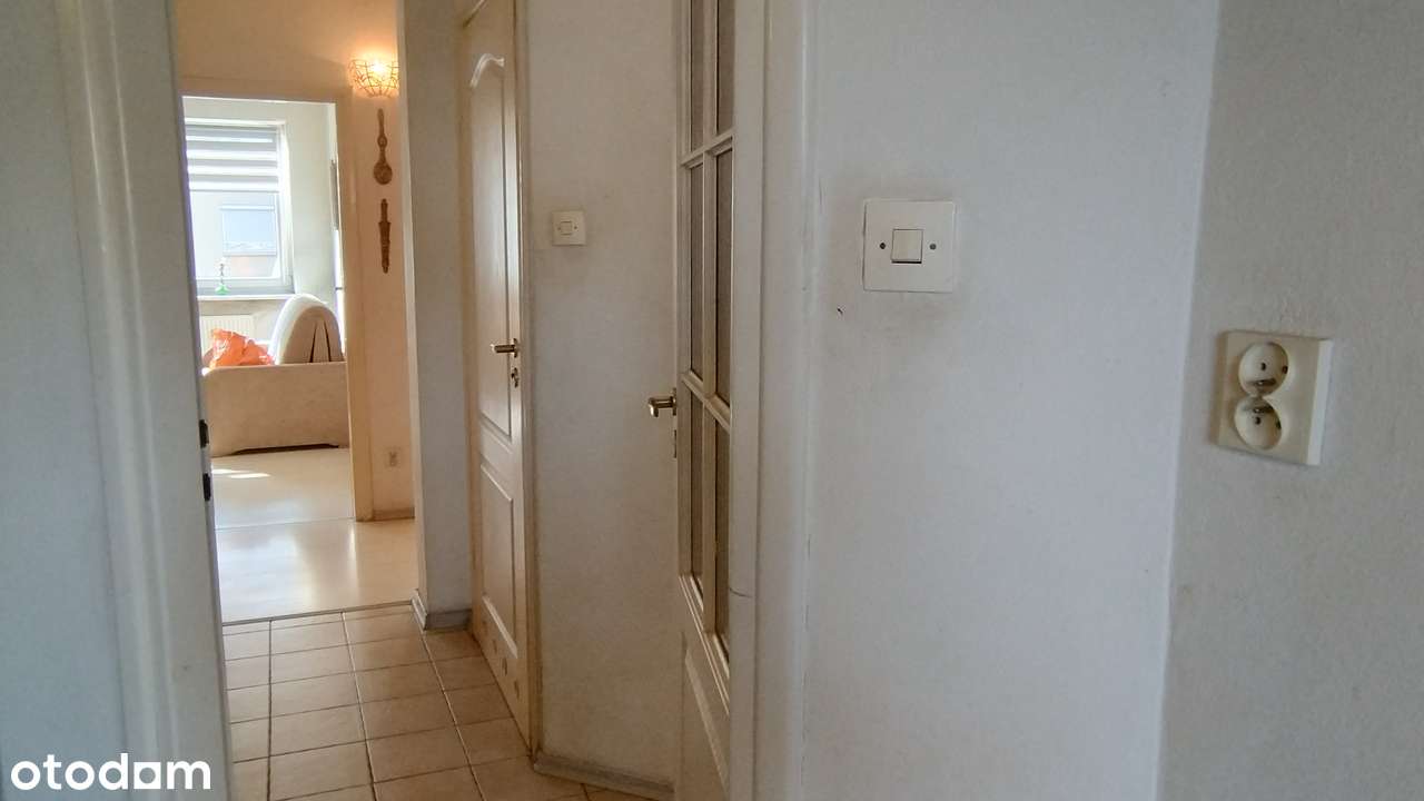 Przestronny lokal na kancelarię lub gabinet lekarski-1