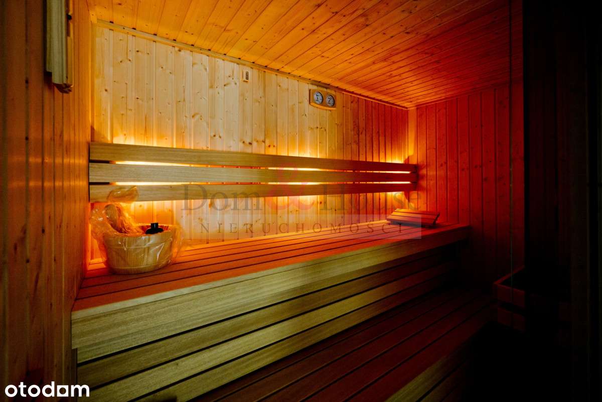 Latarnia za oknem, ogród pod domem, plaża - Hel-19