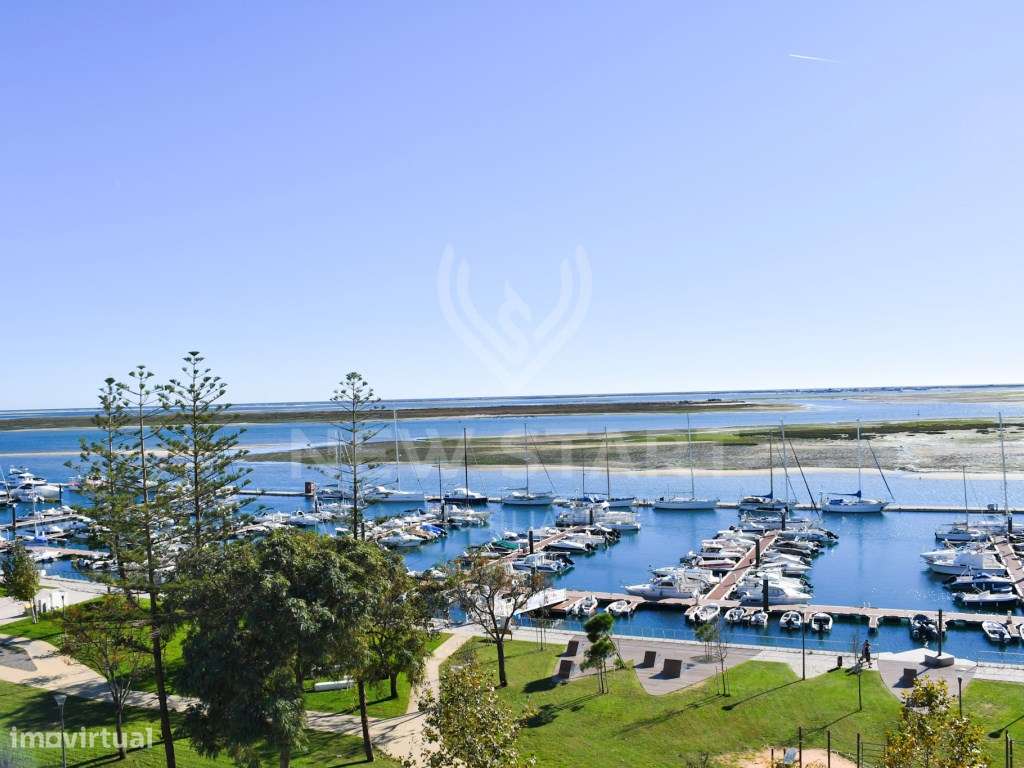Apartamento T2 novo, garagem, piscinas, vista mar, Del Mar em Olhão-19