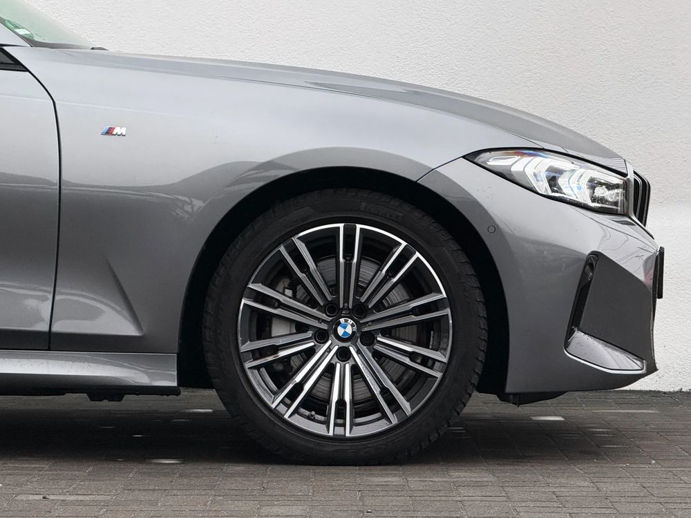 BMW Seria-3 330I XDRIVE M Sport 2.0 Benzyna 245 KM — zdjęcie 3