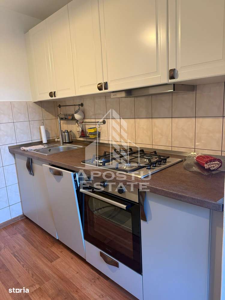 Apartament 3 camere, centrala proprie, petfriendly, Aradului - Imagine principală: 3/8