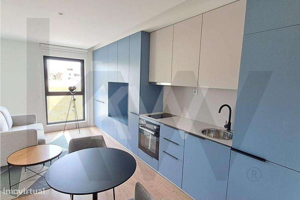 Excelente T0 para arrendamento junto ao Hospital de São João - Grande imagem: 4/24