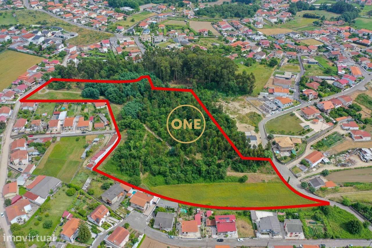 Terreno de construção - Grande imagem: 2/20