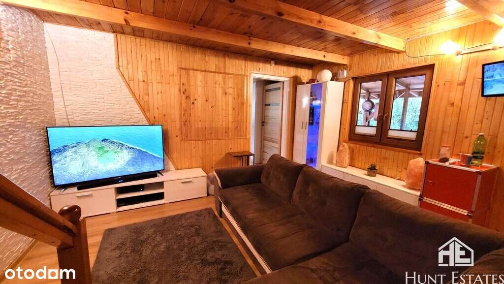 Działka w otoczeniu lasu z domem mieszkalnym i SPA-13