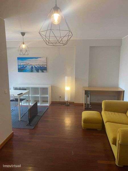 T1 no polo universitario Sao Joao Porto - Grande imagem: 5/7