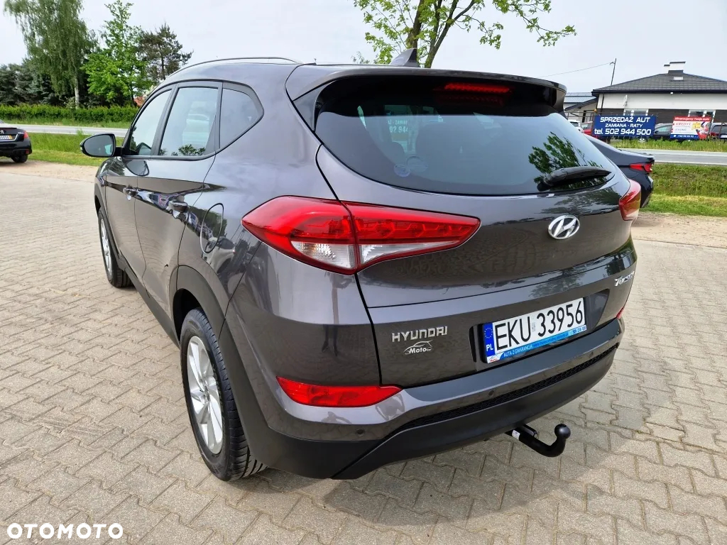 Hyundai Tucson 1.6 GDI BlueDrive Design 2WD - 11