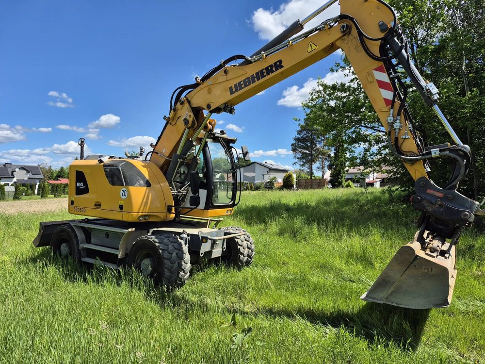 Liebherr A914 2018