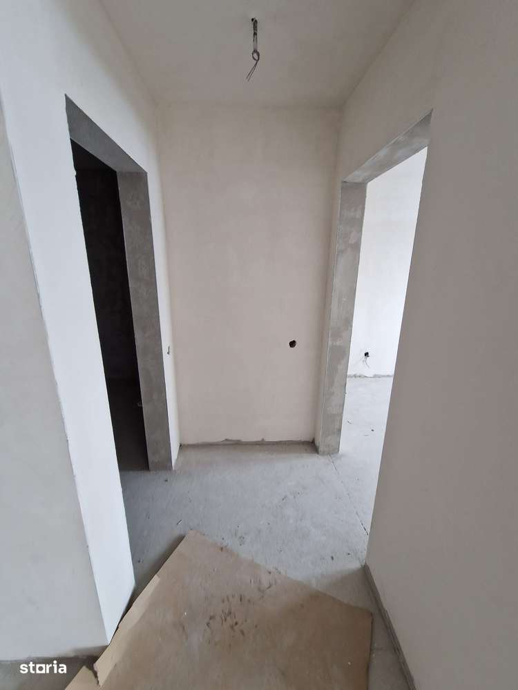 Apartament 2 camere bloc nou zona Centrala-4