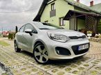 Kia Rio - 8