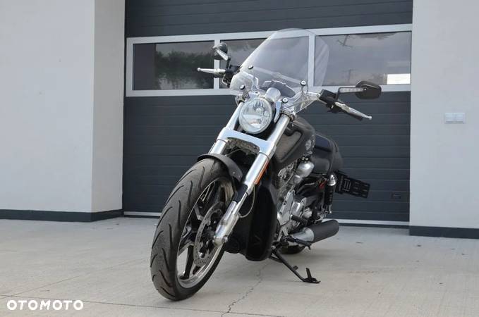 Harley-Davidson V-Rod Muscle - 10