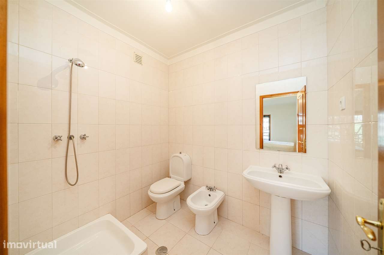 Apartamento T2 Venda em Braga (São José de São Lázaro e São João do So-26