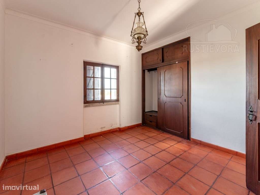 Quinta Rústica em Évora-23