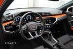 Audi Q3 - 18