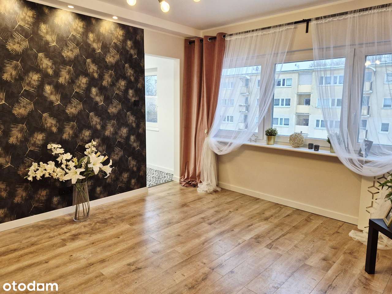 Piękna kawalerka gotowa do zamieszkania - Pełny obrazek: 2/11