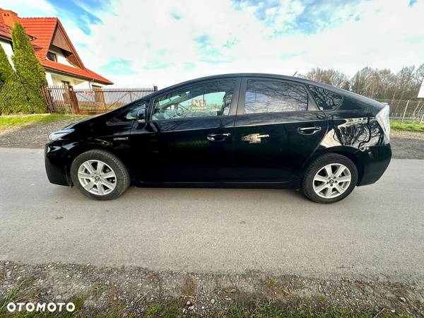 Toyota Prius 1.8 HSD Premium - 12