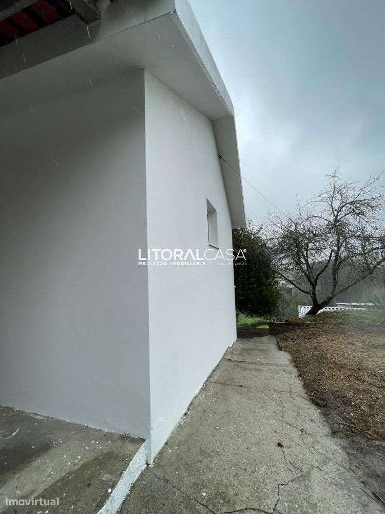 Moradia T3 Remodelada - Silva Escura-17