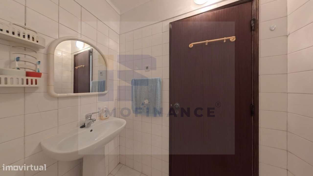Apartamento T2 junto á praia de Consolação-14