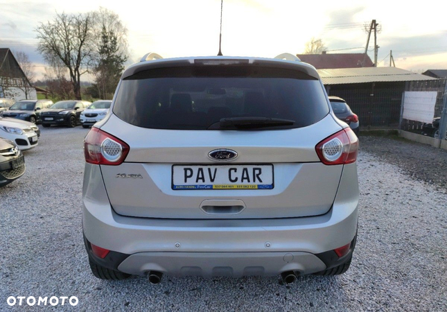 Ford Kuga 2.0 TDCi 4x4 Titanium - 4