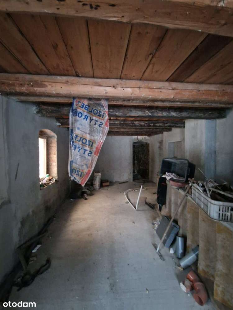 Dom z potencjałem tuż przy szlakach-12