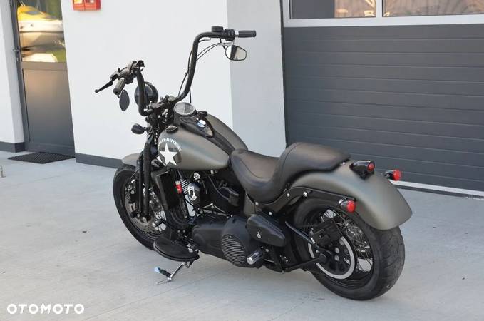 Harley-Davidson Softail Cross Bones - 3