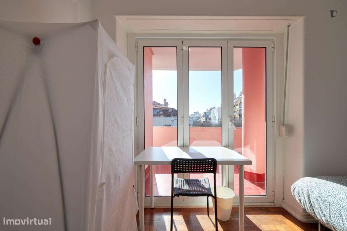 Quarto - localizado em Entrecampos Lisbon - Grande imagem: 3/25