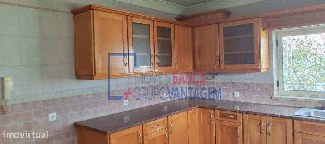 MORADIA INDIVIDUAL T4 - OURÉM - Grande imagem: 4/18