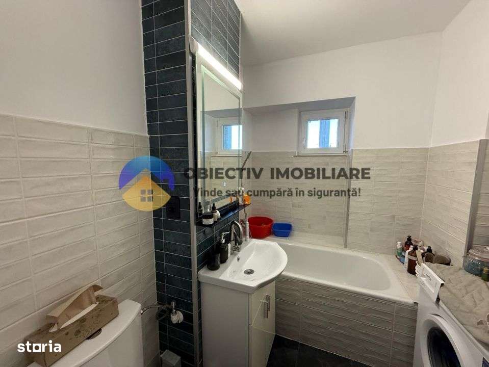 Garsoniera spatioasa de vanzare – 67,76 mp – Zona 1 Mai-11