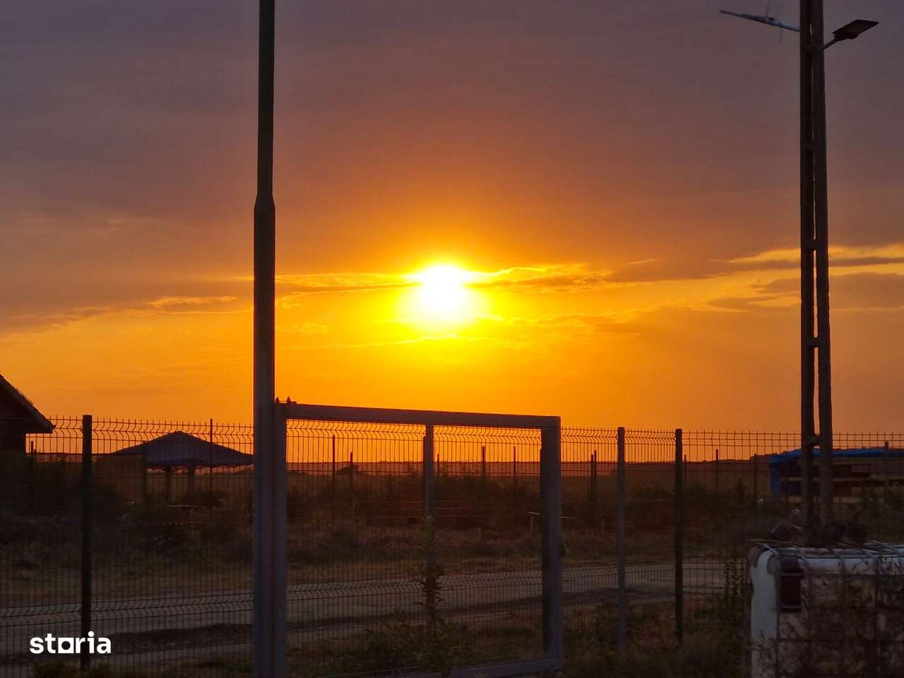 Comunitate verde, teren intravilan case – Frumușani, 13 km-A0. Superb.-15