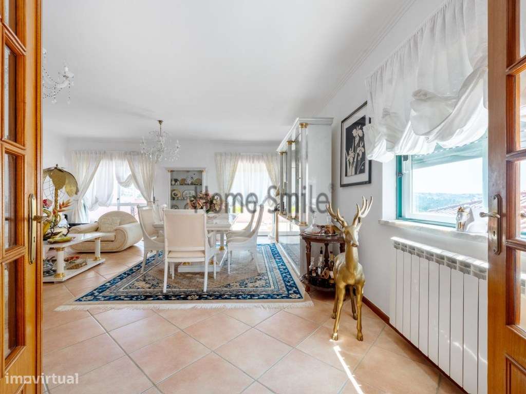 T3+1 COM 2 TERRAÇOS. ANEXO COM PISCINA-47